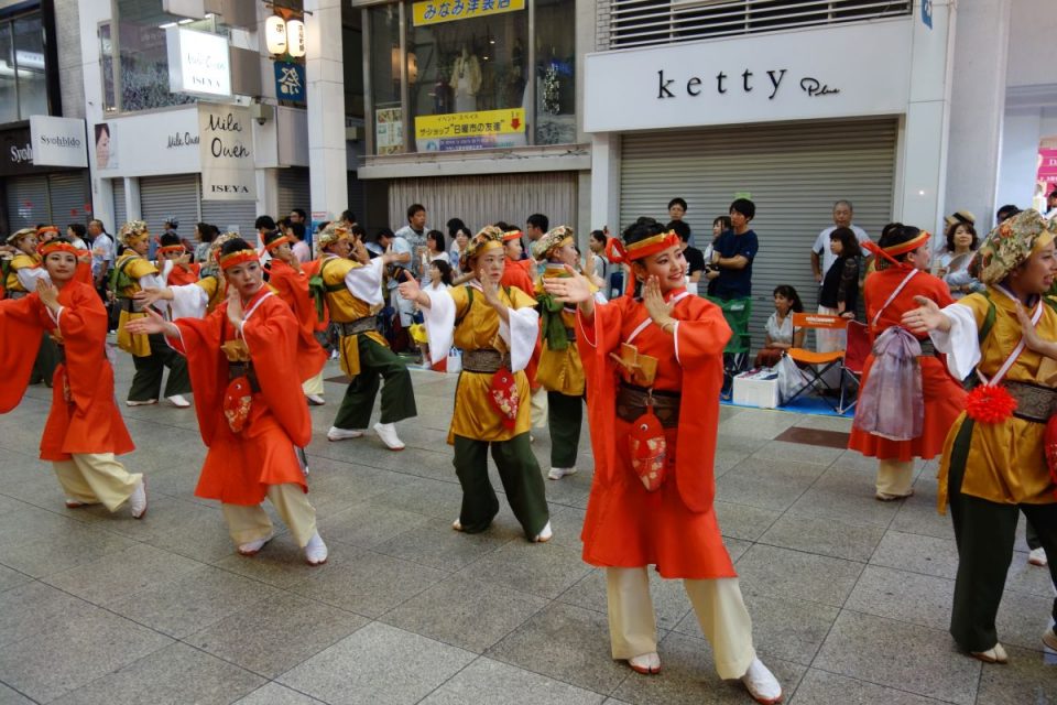 Yosakai Tanzgruppe in der Parade #49