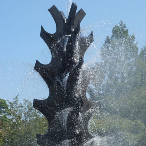 Springbrunnen im Tsutsujigaoka Park