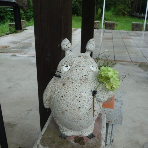 Ein steinerner Totoro